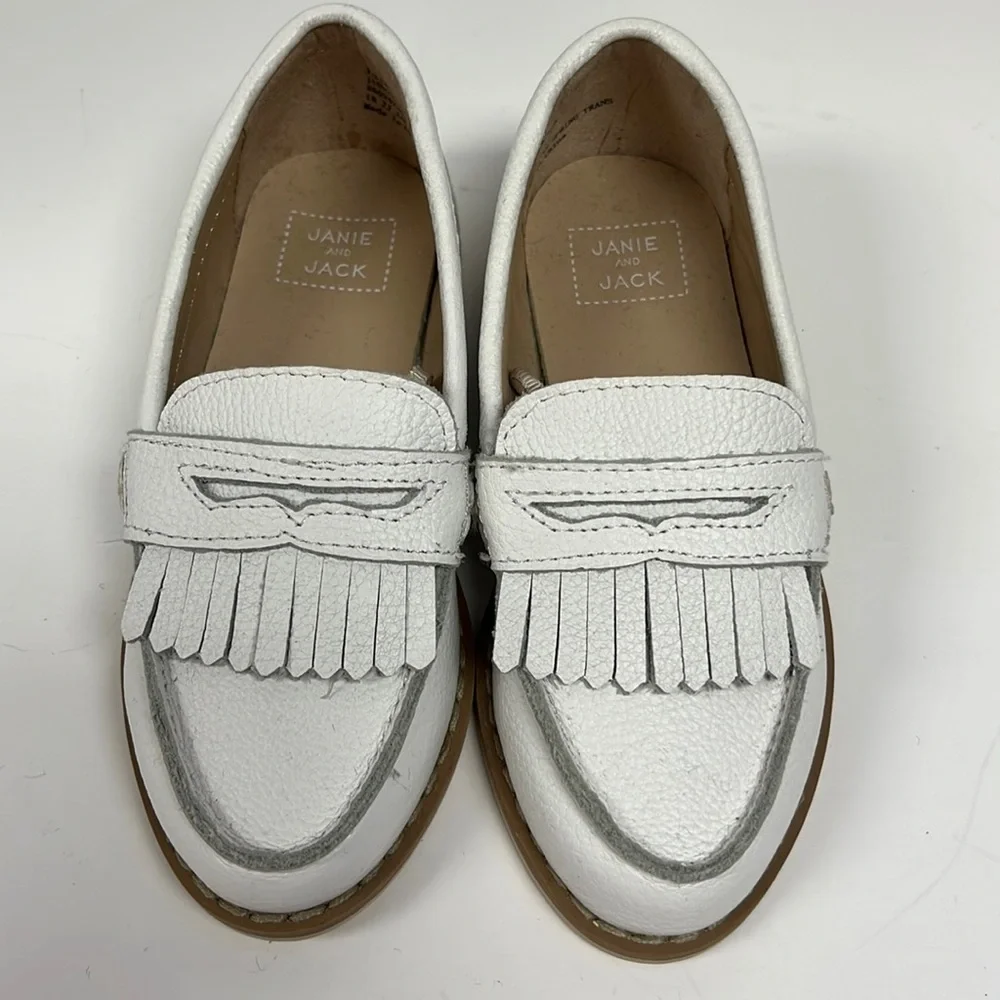 Janie and Jack Girls White Leather Kiltie Penny Loafers Size 5 Like New